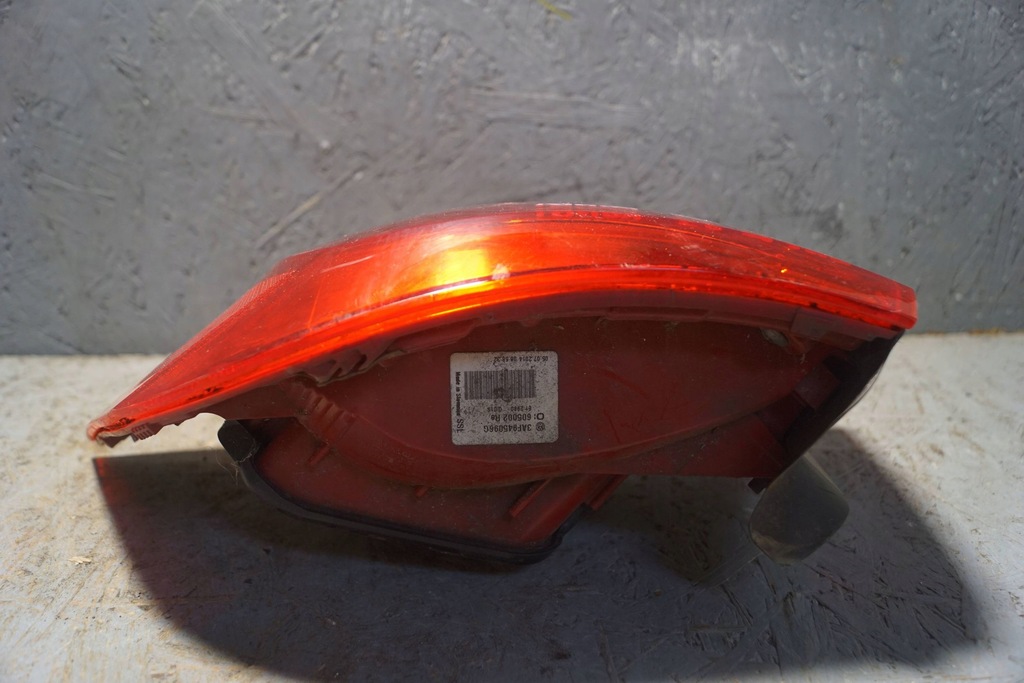 фото №13, Vw passat b7 kombi лампа правий задня s2087