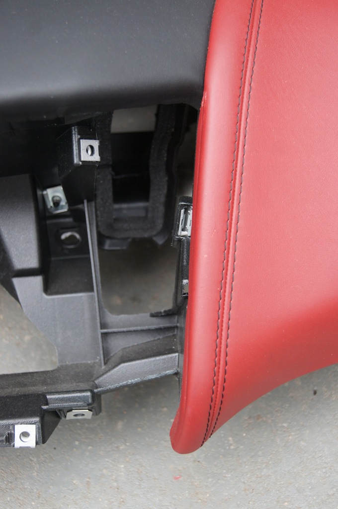 фото №9, Maserati levante подушки безопасности приборная панель подушка безопасности ремни консоль