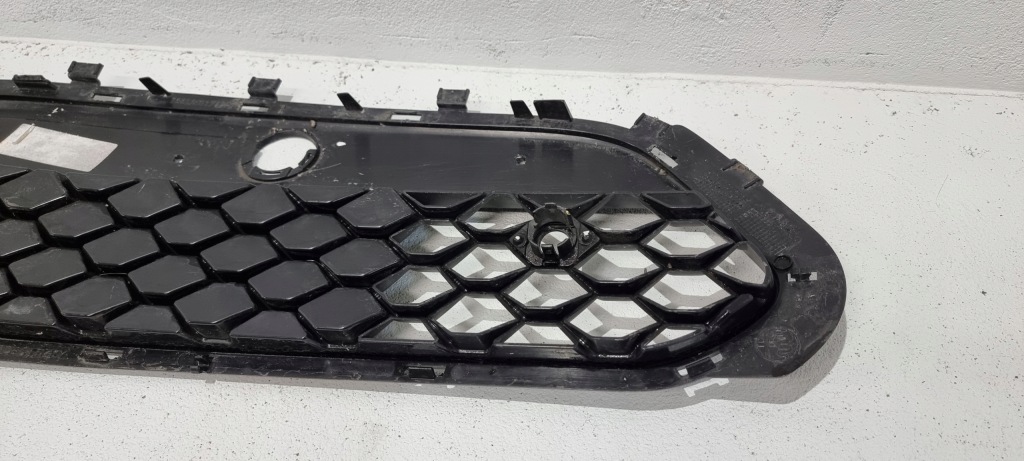 фото №8, Решітка бампера ліва alfa romeo stelvio 16-21