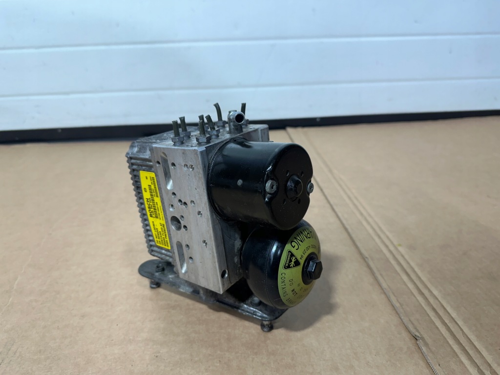 Купити Насос гальмівна блок керування abs sbc mercedes sl r230 a0064313312