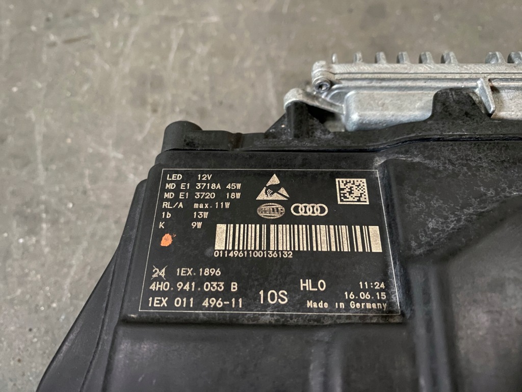 Audi a8 4h0 full led комплект лампа рестайлінг Зі Шроту