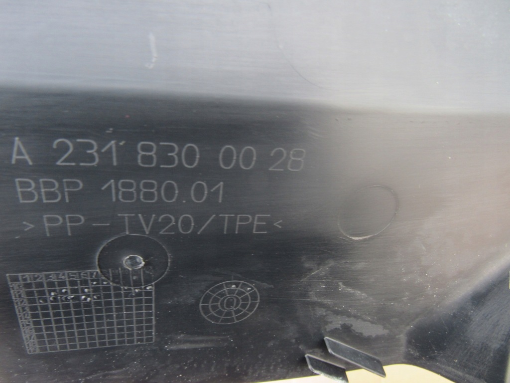 Mercedes sl w231 r231 231 защита жабо a2318300028 2318300028 Цена