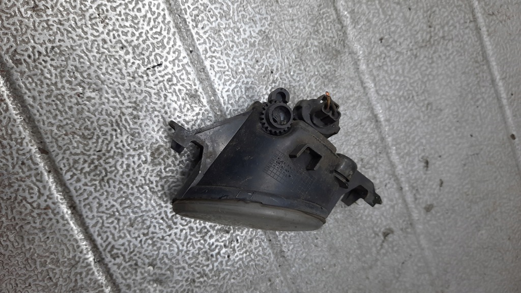 фото №2, Протитуманна фара правий перед renault espace iv 2.2d 05r 8200002470