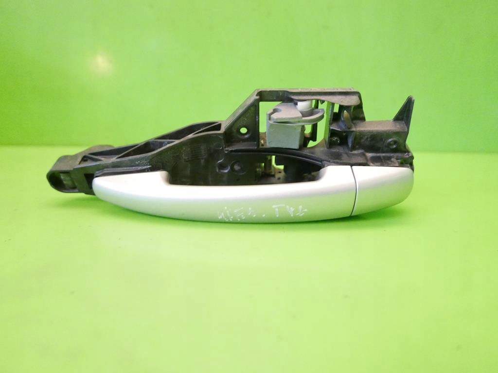 фото №3, Ручка зовнішня ліва задня peugeot 208 i phi 12-15