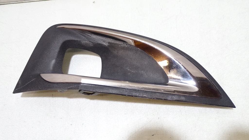 Купити Gp - решітка протитуманної фари права peugeot 5008