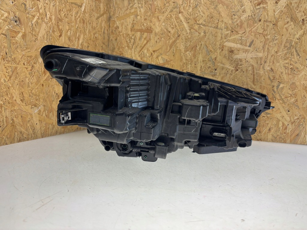 фото №12, Ford mustang mach-e 2022 лампа передняя