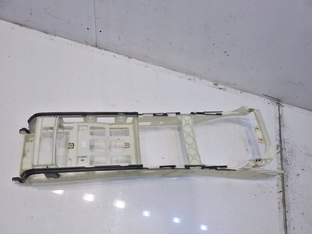 фото №8, Каркас туннель audi a6 c6