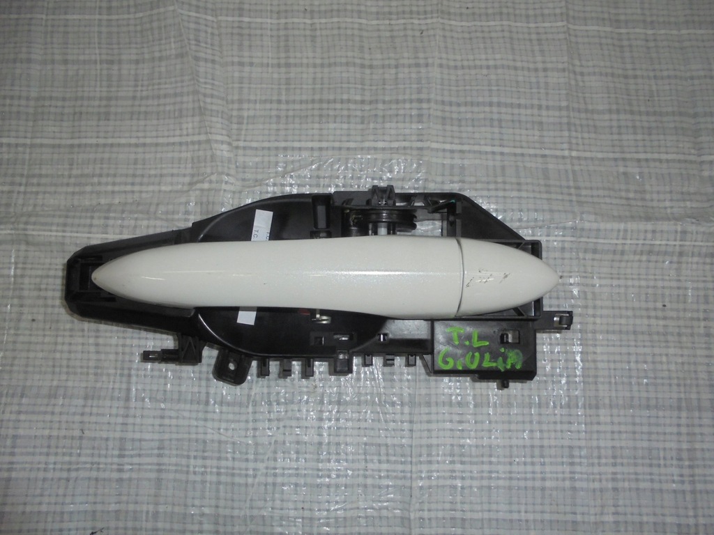 фото №1, Alfa romeo giulia ручка двері лівий задня keyless