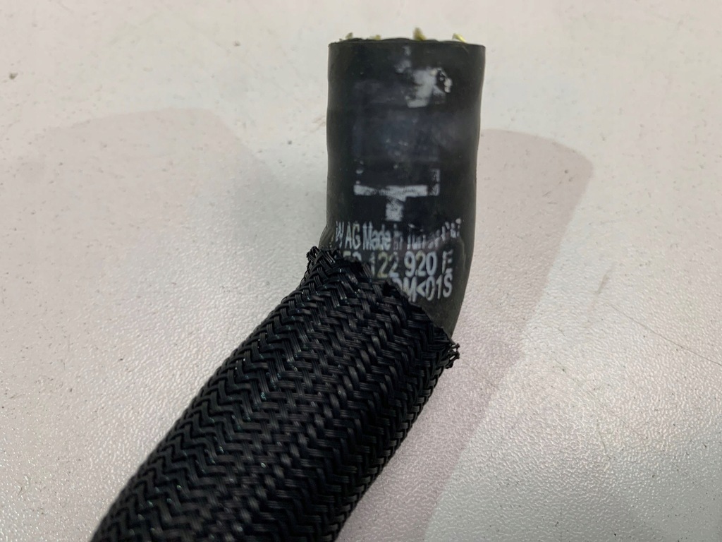 фото №4, Audi a8 d5 50 tdi шланг труба wody 059122920e