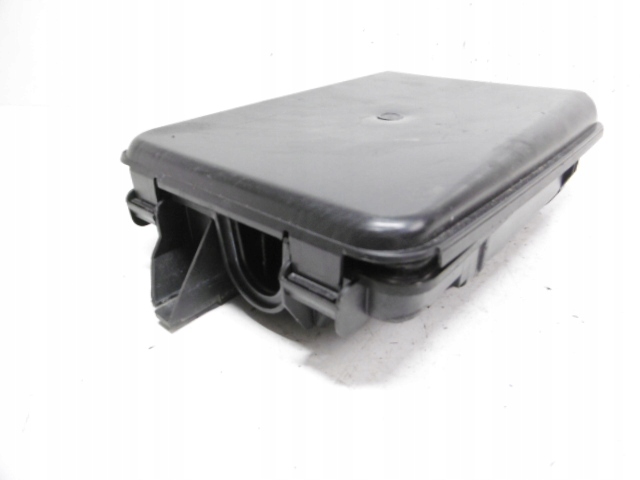 фото №1, Vw passat b5 защита корпус модуля комфорта 8d0927613 + 8d0927355a