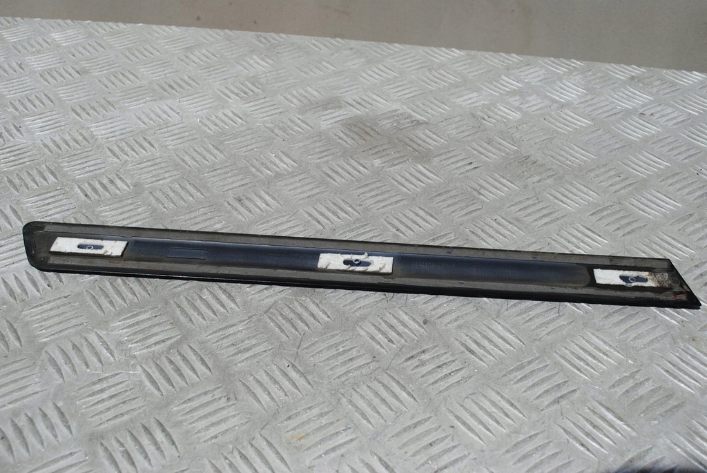 фото №5, Молдинг кузовна лівий задня ly9b audi a3 8p 3d