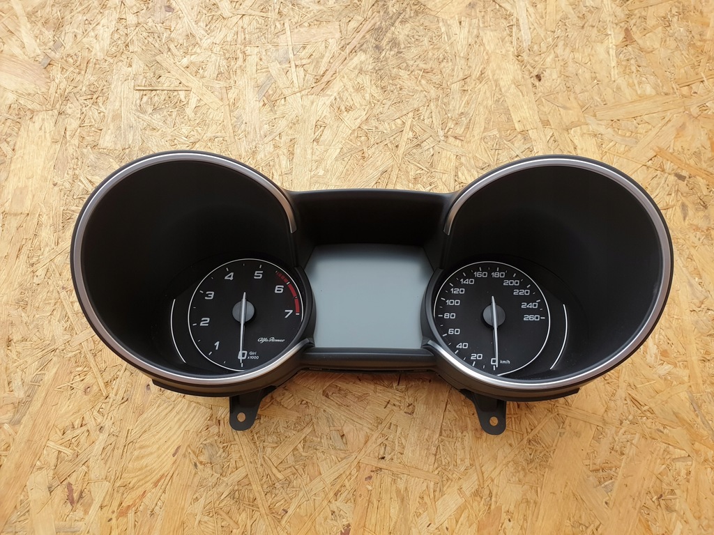 фото №1, Alfa romeo stelvio счетчик приборная панель 50554657