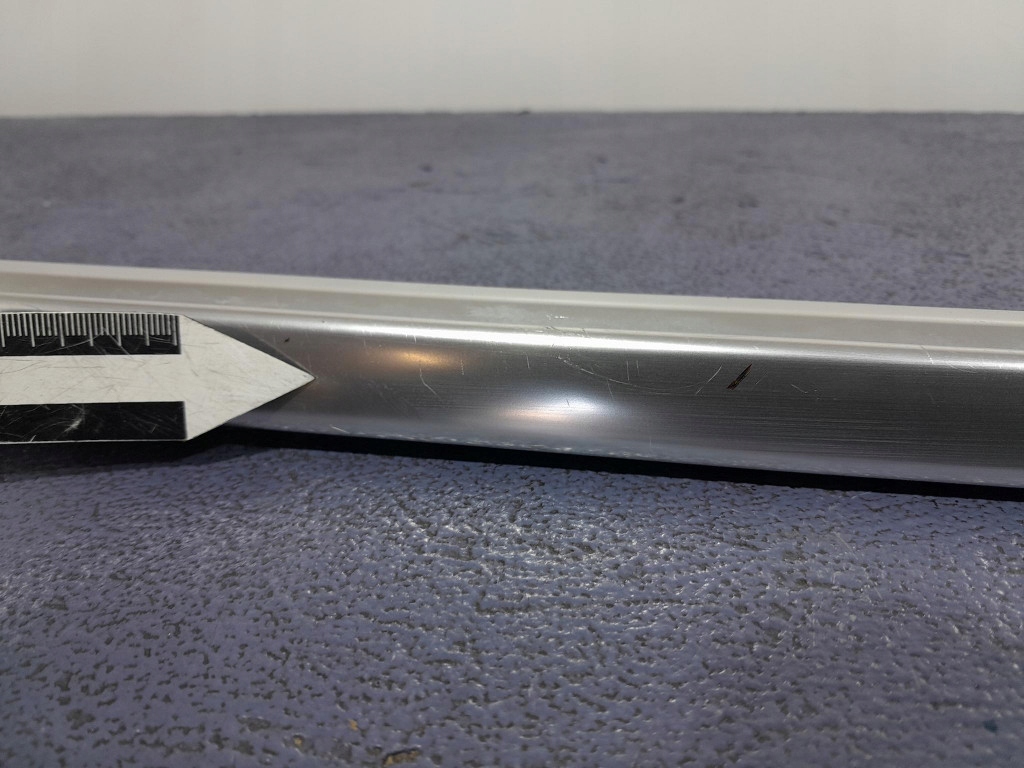 Bmw x7 g07 рейлинг правая  хром с Разборки