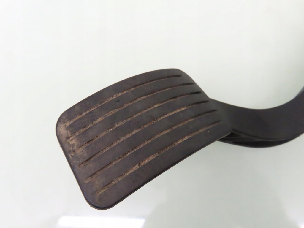 фото №5, Потенциометр газа citroen c4 picasso i 1.6 hdi 0280755044 9654725380