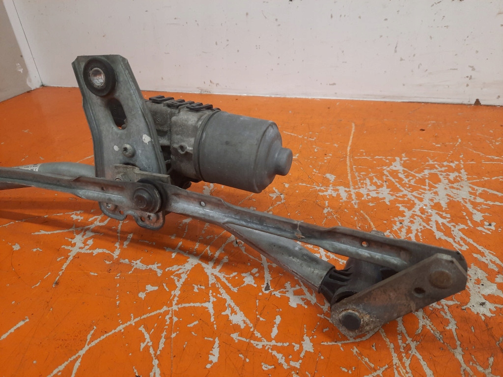 Opel astra h 04-07 механизм моторчик дворник перед 13111211 z16xep в Украине