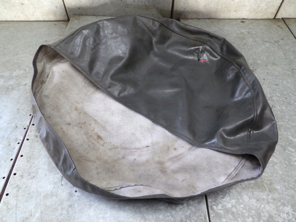 фото №8, Jeep cherokee xj чехол колеса запасного