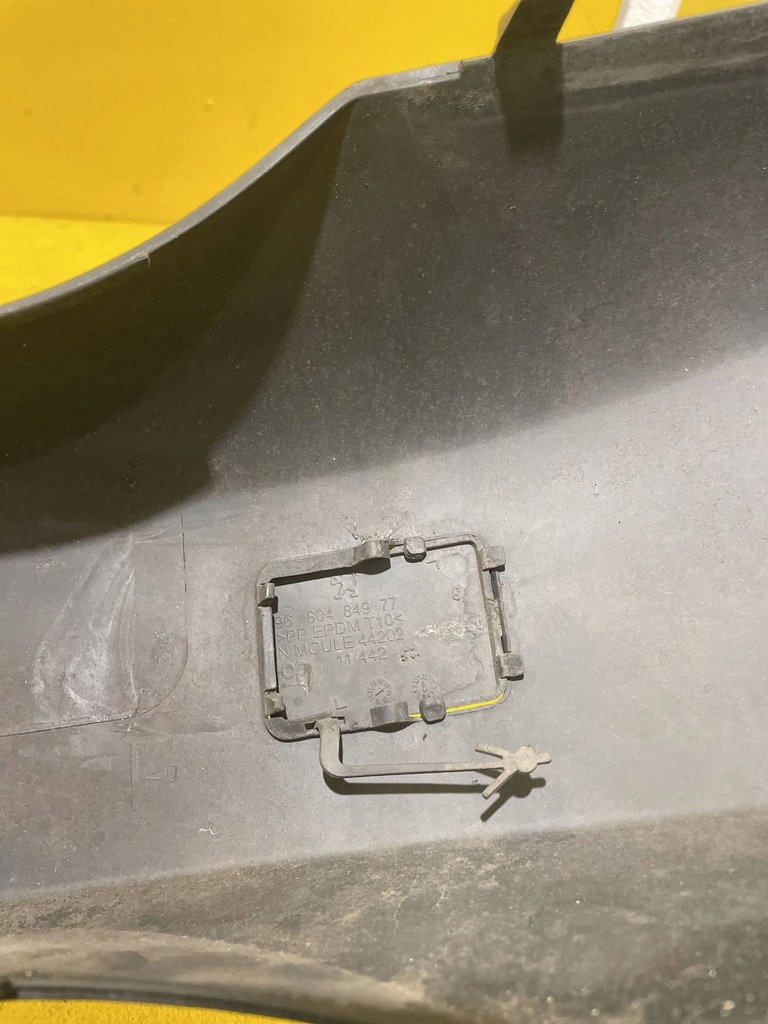 фото №9, Peugeot 308 2009 перед молдинг бампера передний