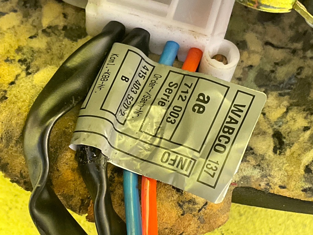 фото №6, Bmw x5 e53 - насос компресор підвіска 4430200111