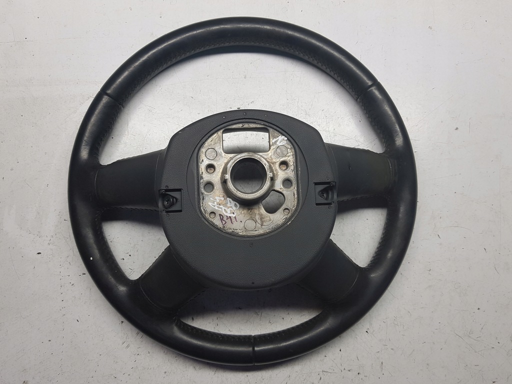 фото №7, Audi a4 b8 08r- воздуховод кожаный czarna