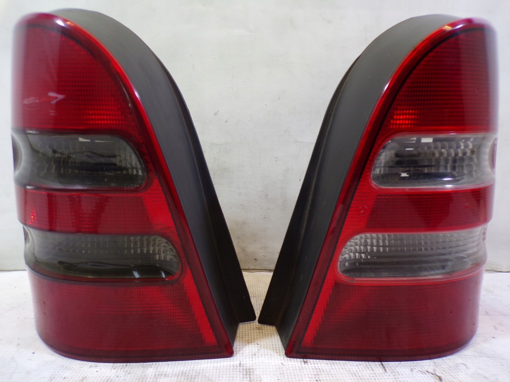 фото №1, Лампы задние задняя левая правая mercedes w168 k