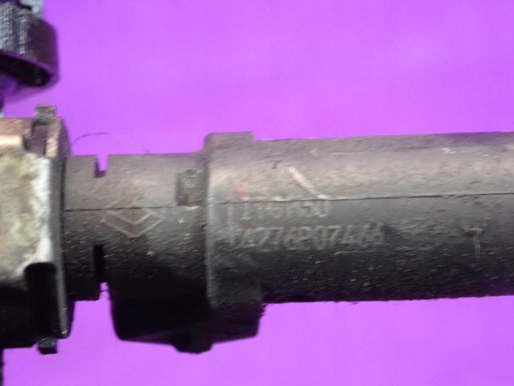 фото №15, Renault thalia i 02-06 1.4 75km молдинг впрыскная 7700274294