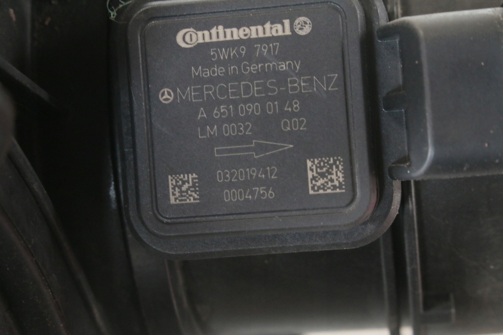 фото №7, Корпус фильтра воздуха mercedes w204