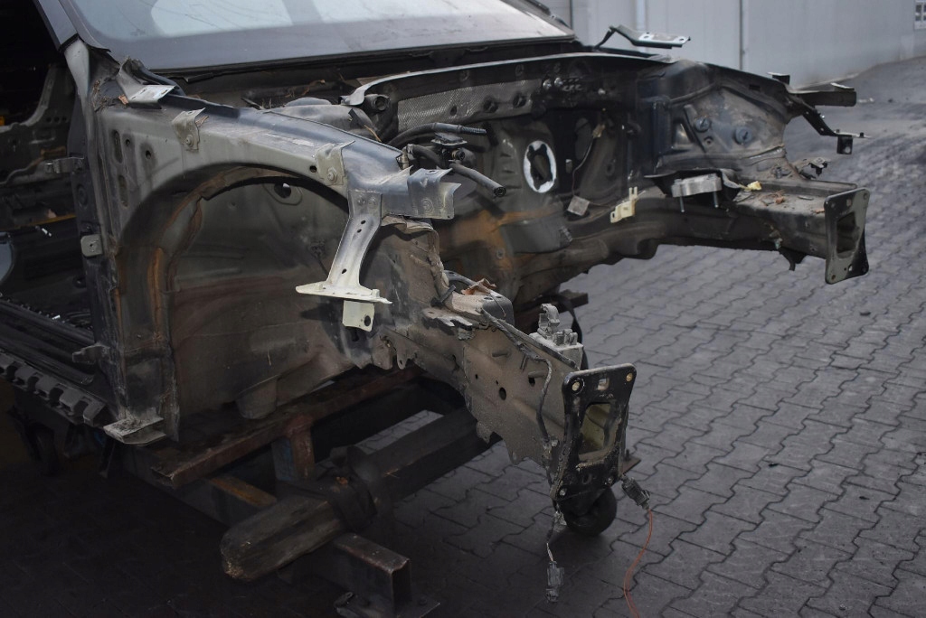 Четвертина крило лівий правий задній стовпчик  поріг ld8s vw passat b8 седан 19-21 Ціна