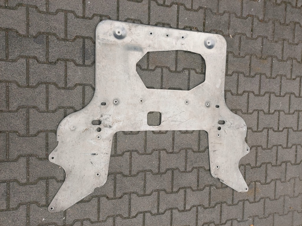 фото №1, Защита нижняя aston martin vantage v8 6g33l11270