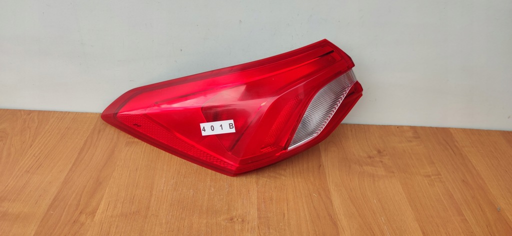 фото №1, Ford focus mk4 sedan левая лампа задняя задняя led bdb