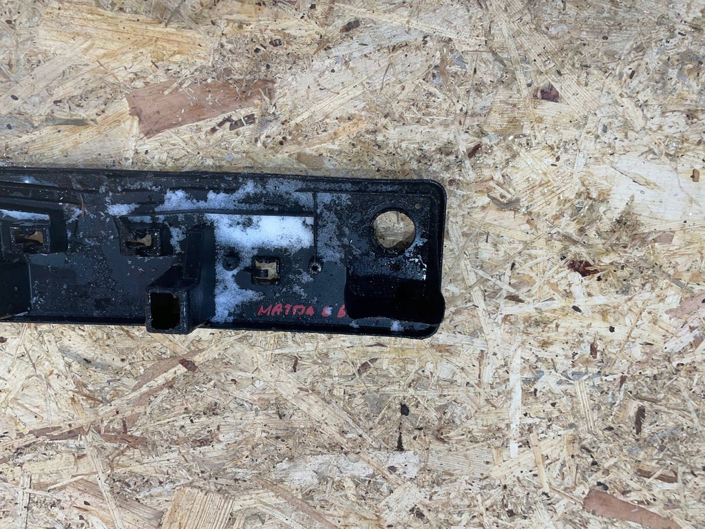 фото №11, Mazda 6 gj iii 3 lift 18-24 молдинг подкладка pod номерной знак бампер перед