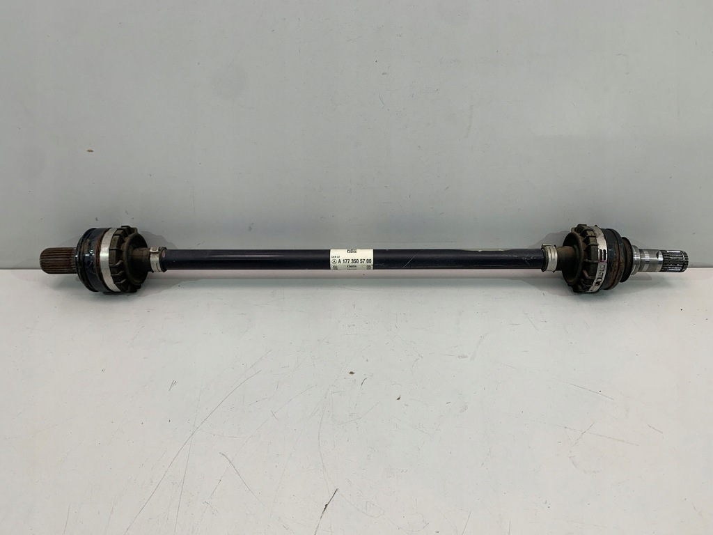 фото №1, Mercedes cla 118 привідний вал задня ліва półośka 4matic a1773505700