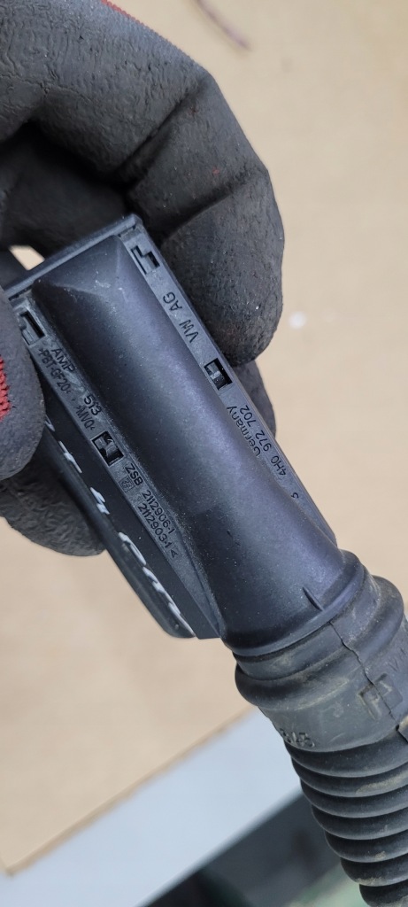 фото №8, A8 a6 s6 штекер колодка zącze дверь 20pin +4 pin камера 4h0972702