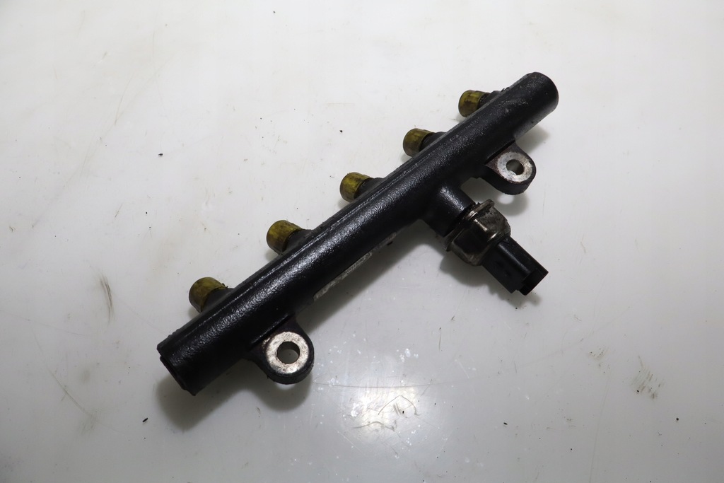 фото №1, Молдинг впрыскная citroen c5 iii 2.0hdi