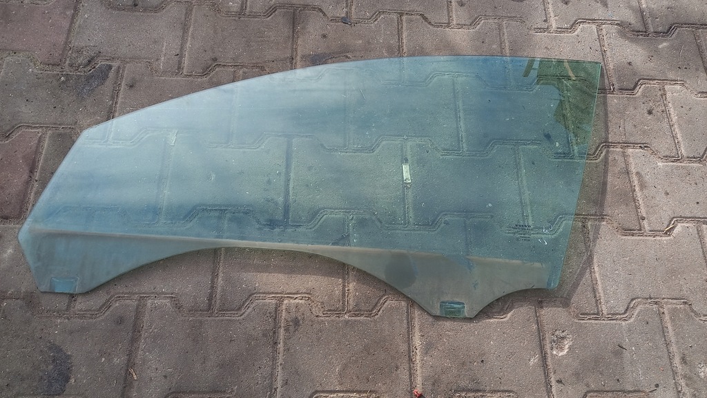 фото №1, Стекло левая перед volvo v50