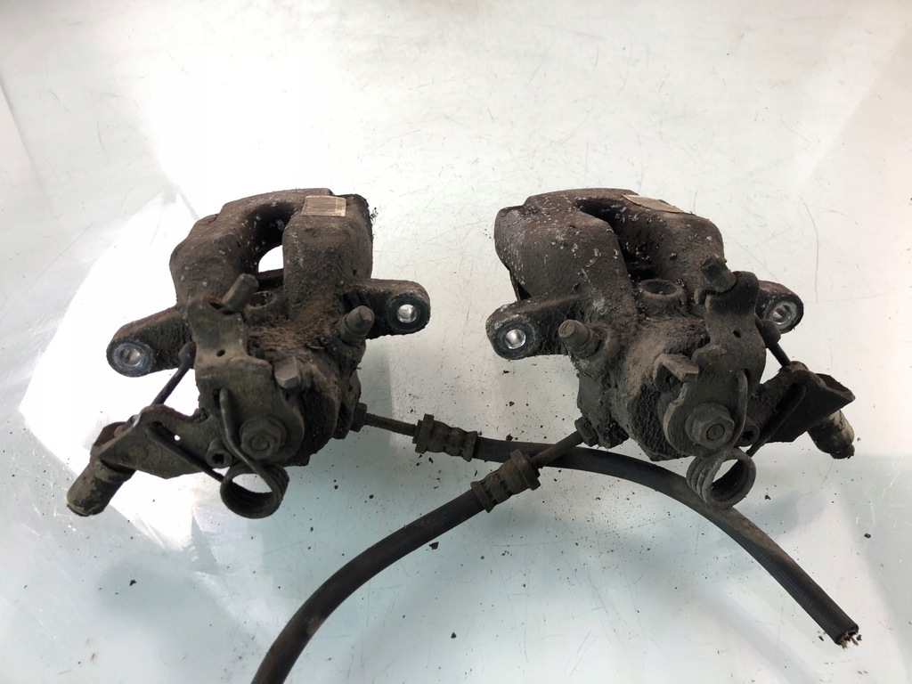 фото №5, Peugeot 208 супорт задній задня лівий правий задня