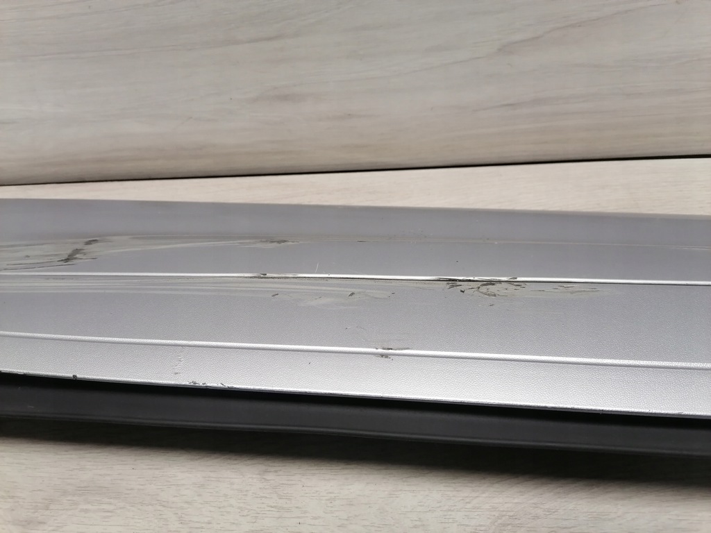 фото №8, Porsche cayenne молдинг двері правий задня 7p5839788g