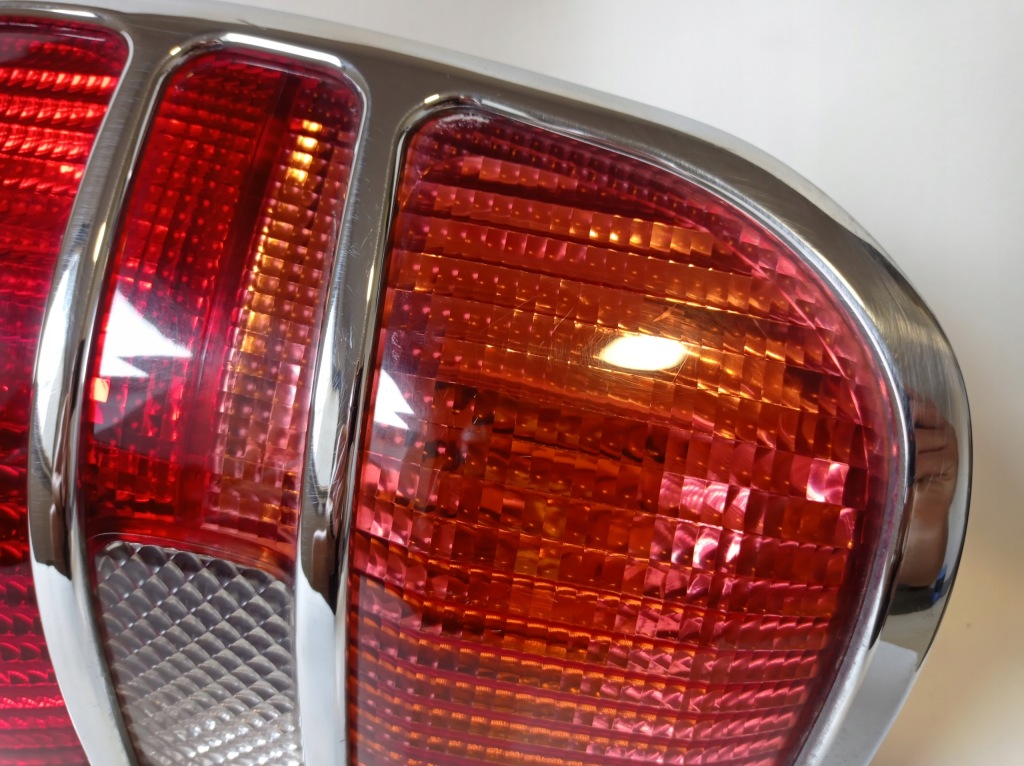 фото №4, Лампа правый задняя toyota rav4 ii хром