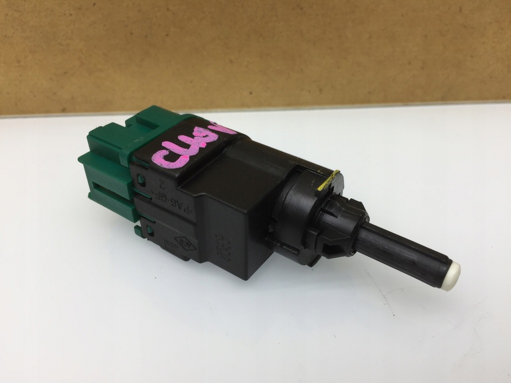 фото №1, Renault clio v 5 датчик контактор свет стоп стоп-сигнал