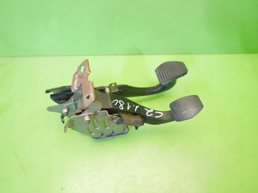 фото №9, Педалі зчеплення + гальма citroen c2 i phi 1.1 8v 02-05