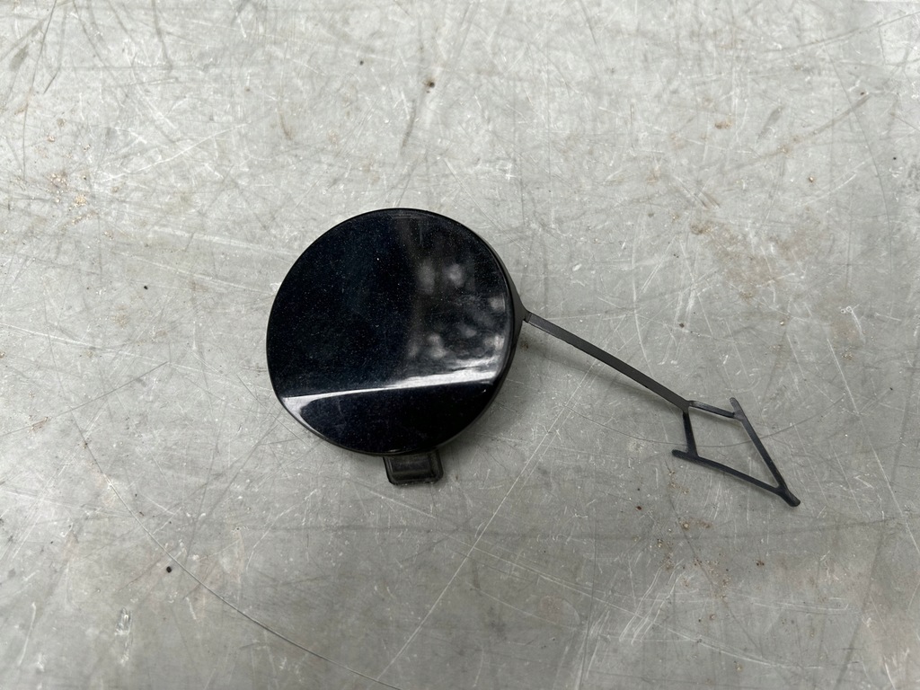 фото №1, Vw golf vii kombi заглушка фаркоп задня