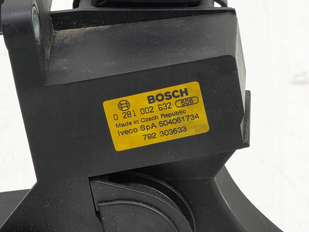 Iveco daily 2.3 3.0 hpi потенціометр педаль газу 0281002632 504061734 3d в Україні