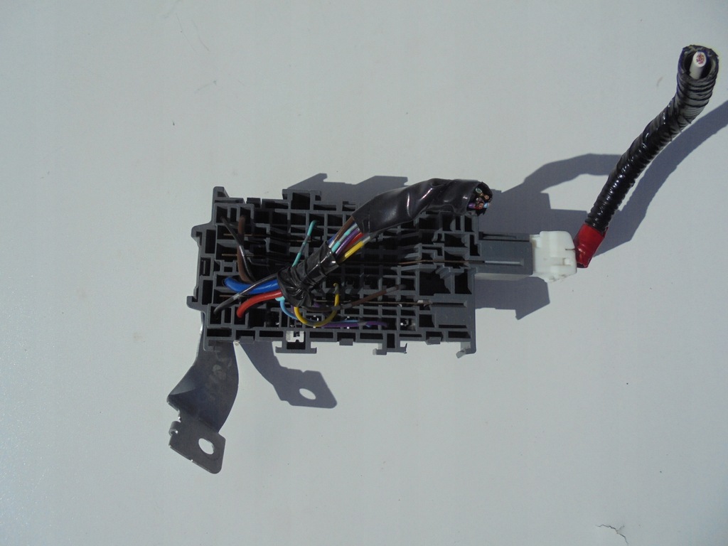 фото №10, Nissan juke lift 1.5 dci коробка запобіжників корпус