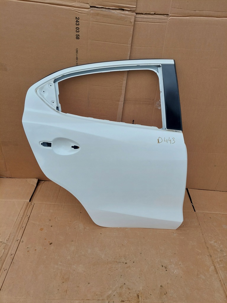 фото №1, Mazda ii 14r .двері праве задня d443