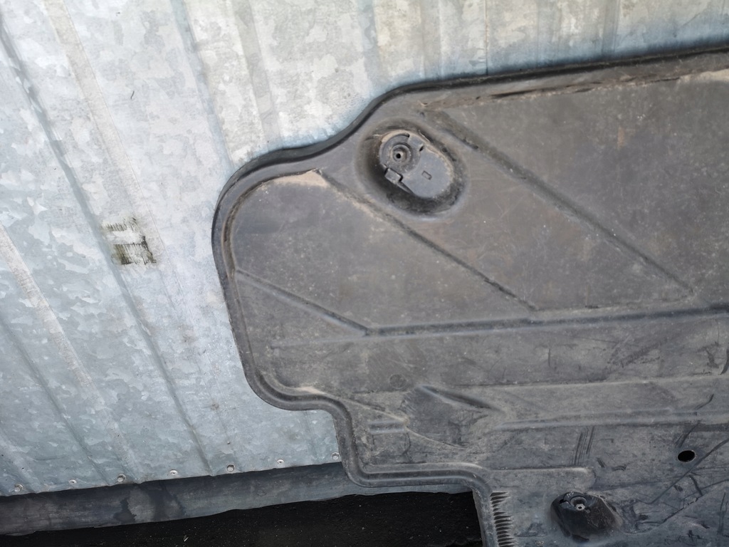 фото №7, Защита подвеска левая mercedes w204 a2046101308