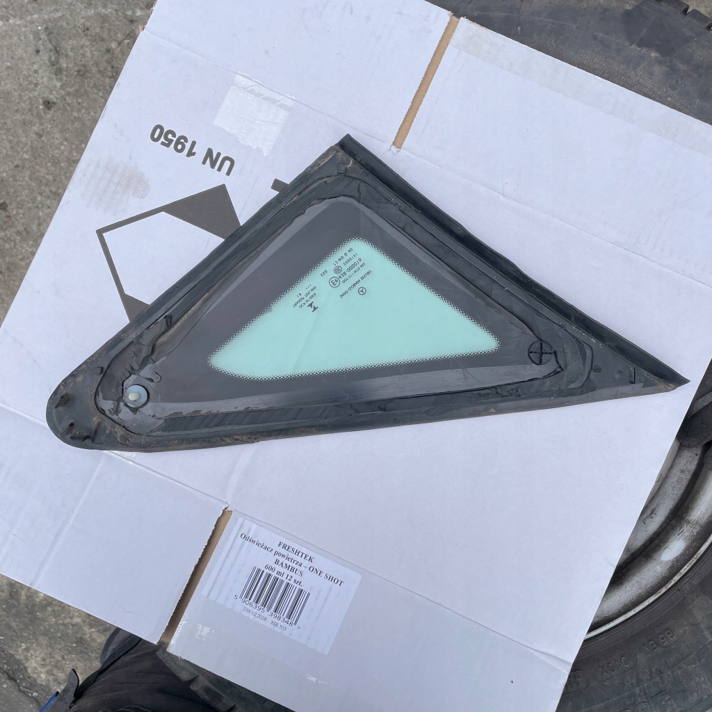 Купити Mercedes w447 vito iii скло трикутник ліва лівий перед 2019r 19r