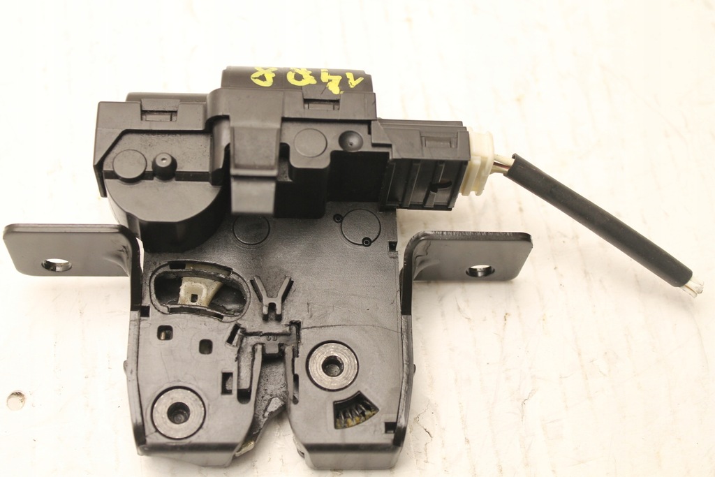 фото №1, Замок крышки багажника renault clio iii 05r-