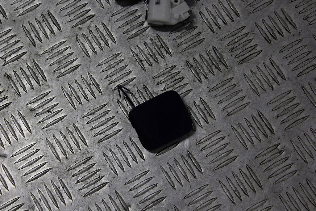 фото №1, Infiniti q60 3.0t заглушка фаркоп кронштейн hak