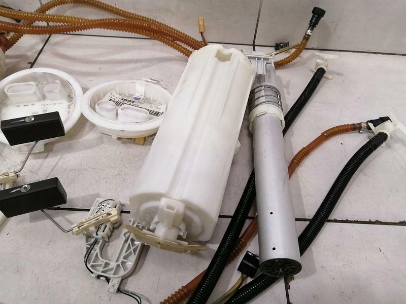 Bentley w12 flying track fuel насос electric set 3w8919087g Зі Шроту