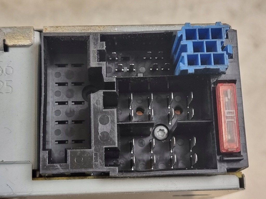 фото №11, Радиопроигрыватель оригинальный номер 1560730930 alfa romeo 159