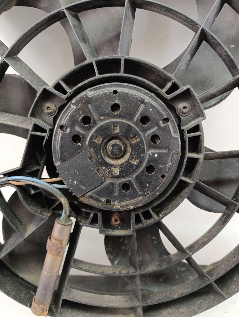 Купить Bmw 3 e36 1.8i защита корпус вентилятор радиатора 0130303819 8369800